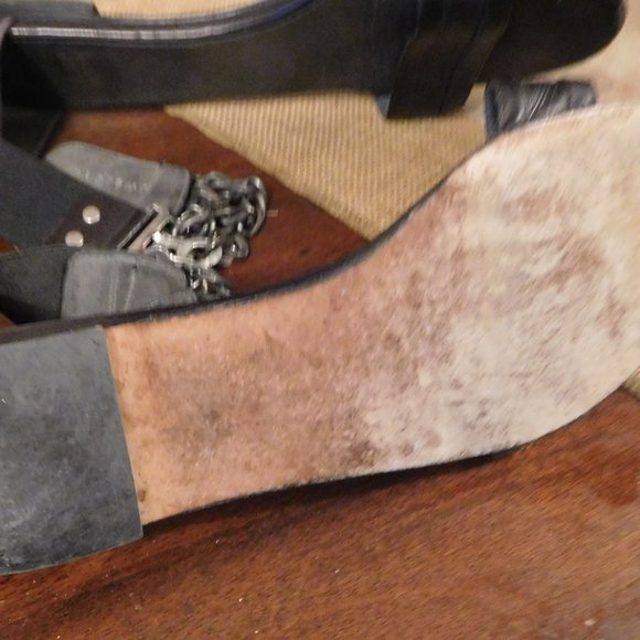 Sandals - Picture 3 of 3